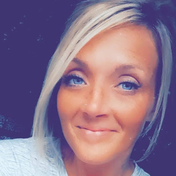 Meet your Posher, Paige - Picture 1 of 1